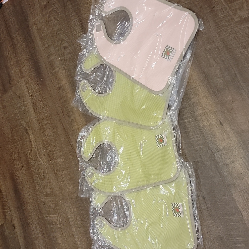 COPY - Messy Marvin Set Of 5 Reversible Bibs.